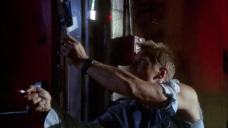 Кадр з фільму Урок виживання