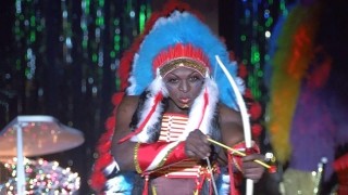 Кадр з фільму Бездоганна