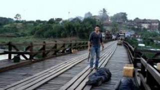 Кадр з фільму Важка мішень 2