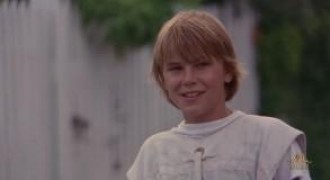 Кадр з фільму Навскоси