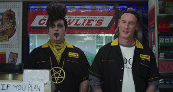 Кадр з фільму Клерки 3