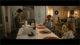 Кадр з фільму Наша маленька таємниця