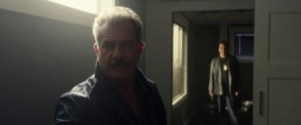 Кадр з фільму Закатати в асфальт