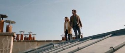 Кадр з фільму За подих від тебе