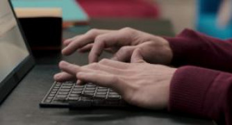 Кадр з фільму Кохання як бестселер