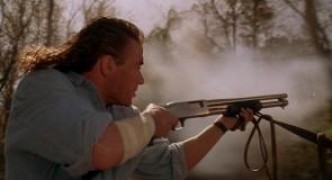 Кадр з фільму Важка мішень