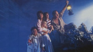 Кадр з фільму Полтергейст 2: Інший бік