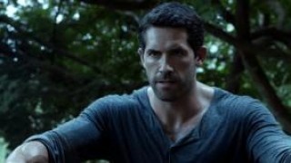 Кадр з фільму Важка мішень 2