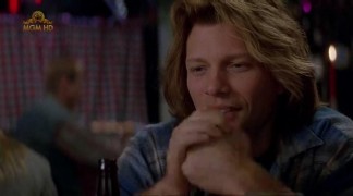 Кадр з фільму Місячне сяйво і Валентино