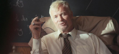 Кадр з фільму Дикий пес