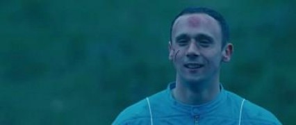 Кадр з фільму Фабрика футбольних хуліганів