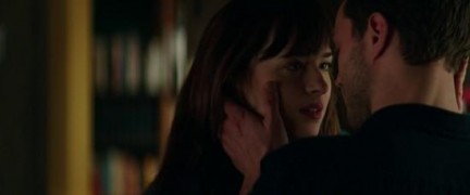 Кадр з фільму П'ятдесят відтінків темряви