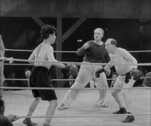 Кадр з фільму Вогні великого міста