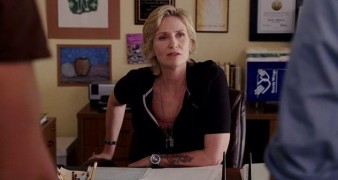 Кадр з фільму Дорослі забави