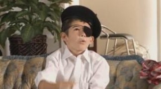 Кадр з фільму Пулбой: Тамуючи лють