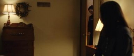 Кадр з фільму Здичавіла