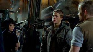 Кадр з фільму Тихоокеанський рубіж