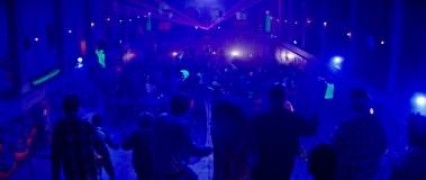 Кадр з фільму Скаути проти зомбі