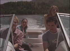 Кадр з фільму Прокляття мертвого озера