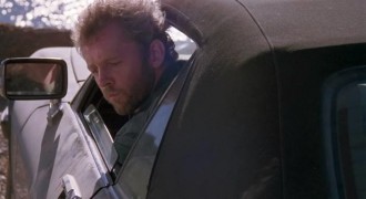 Кадр з фільму Години відчаю