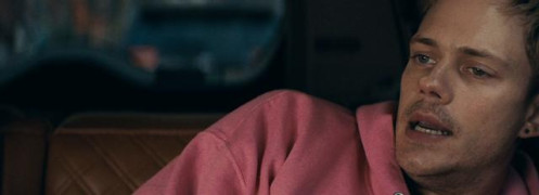 Кадр з фільму Під замком