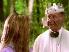 Кадр з фільму Аліса в Задзеркаллі