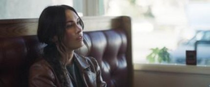 Кадр з фільму Північ на злаковому полі