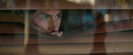 Кадр з фільму Хотів би я бути тут