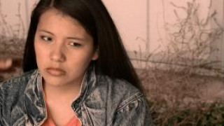 Кадр з фільму На краю Америки