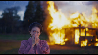 Кадр з фільму Золоте божество