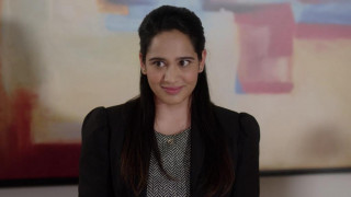 Кадр з фільму Дуже нечесна гра. Таємниці Аврори Тігарден