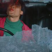 Кадр з фільму Так, мадам!