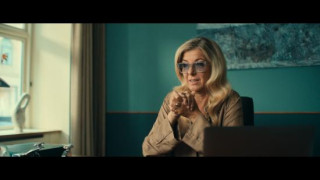 Кадр з фільму Манго