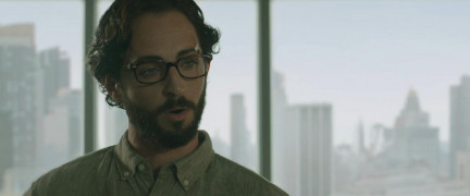 Кадр з фільму Кривизна