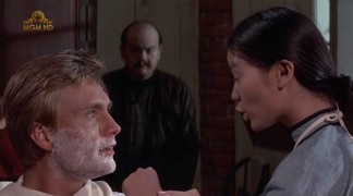 Кадр з фільму Гавайці