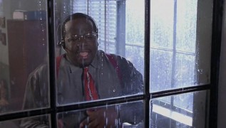 Кадр з фільму Шахраї