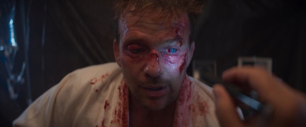 Кадр з фільму Народжений чемпіоном