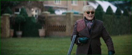 Кадр з фільму Знову в дії