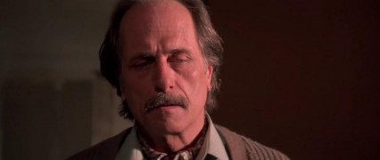 Кадр з фільму Місце на цвинтарі