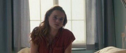 Кадр з фільму Так близько до горизонту