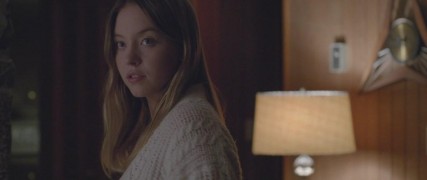 Кадр з фільму Клементина. Дівчина із раю