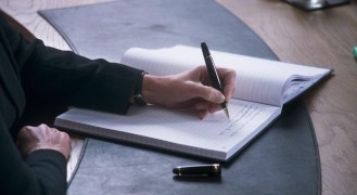 Кадр з фільму Дивовижна місіс Мей