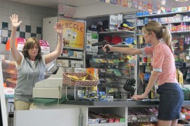 Кадр з фільму Великі гроші