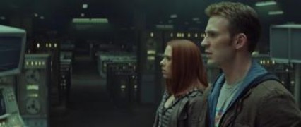 Кадр з фільму Перший месник: Друга війна