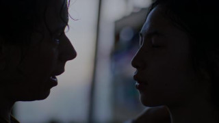 Кадр з фільму Поверни її назад