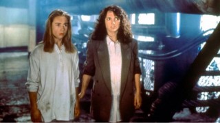 Кадр з фільму Повсталий з пекла 2. Пекельні пута