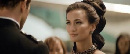 Кадр з фільму Палаючий острів