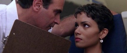 Кадр з фільму Наказано знищити