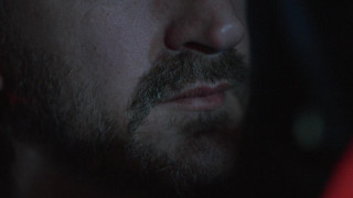 Кадр з фільму Небезпечний пасажир