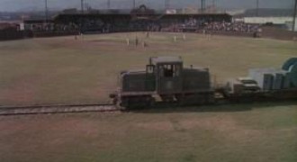 Кадр з фільму Мільйони Брюстера